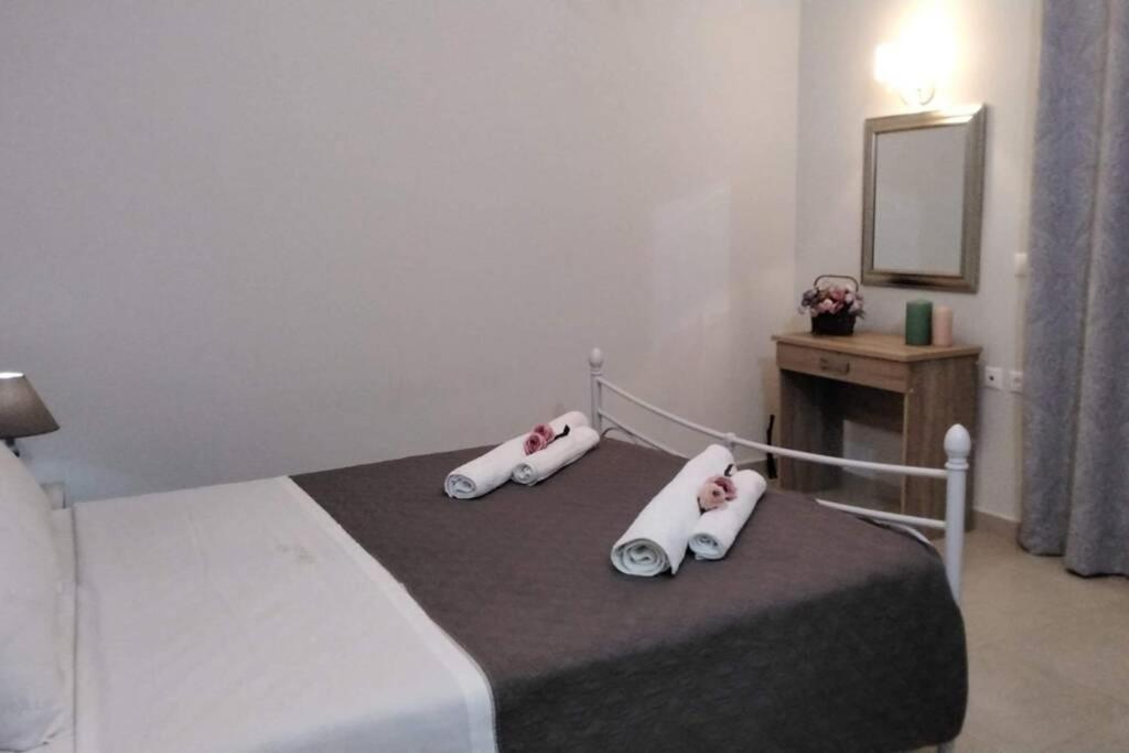 Thea Family Apartments 3 Yénion Esterno foto